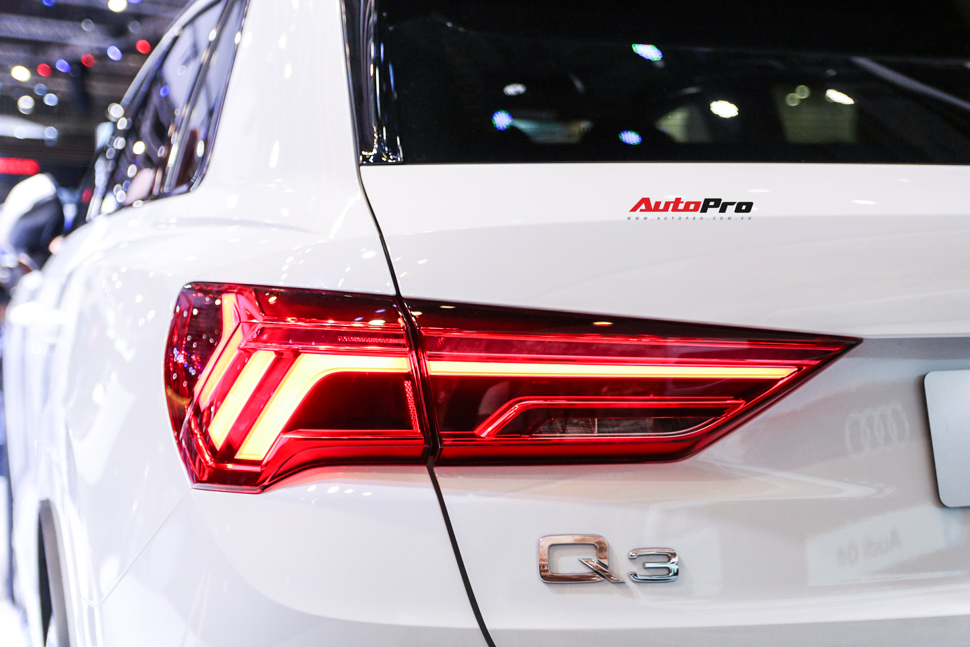 Cận cảnh Audi Q3 mới vừa ra mắt khách hàng Việt Nam: Có gì để đấu Mercedes GLB sắp về nước? - Ảnh 5. Cận cảnh Audi Q3 mới vừa ra mắt khách hàng Việt Nam: Có gì để đấu Mercedes GLB sắp về nước? - Ảnh 5.