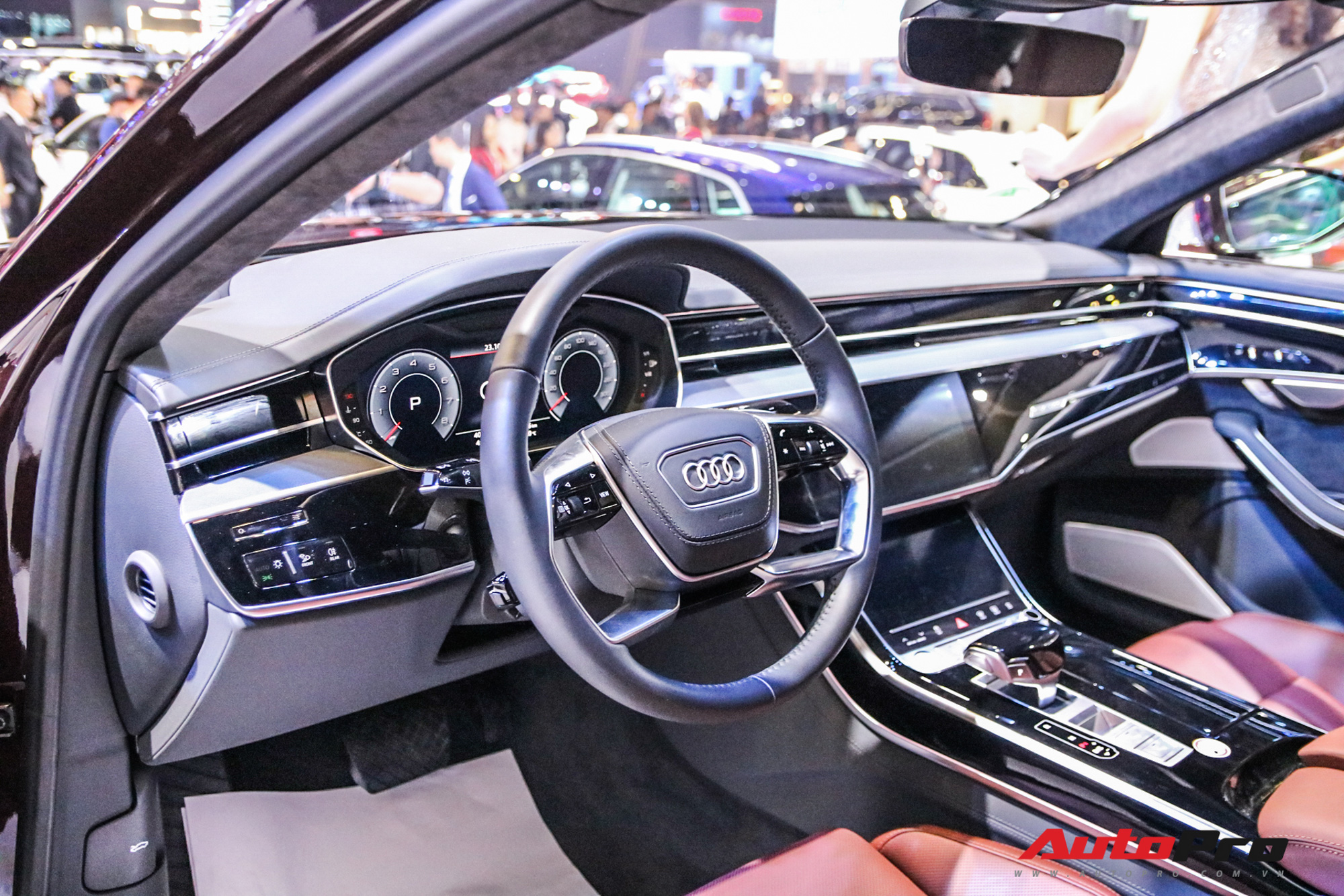 Chi tiết Audi A8L mới về Việt Nam - Quyết đấu BMW 7-Series và Mercedes-Benz S-Class - Ảnh 8. Chi tiết Audi A8L mới về Việt Nam - Quyết đấu BMW 7-Series và Mercedes-Benz S-Class - Ảnh 8.
