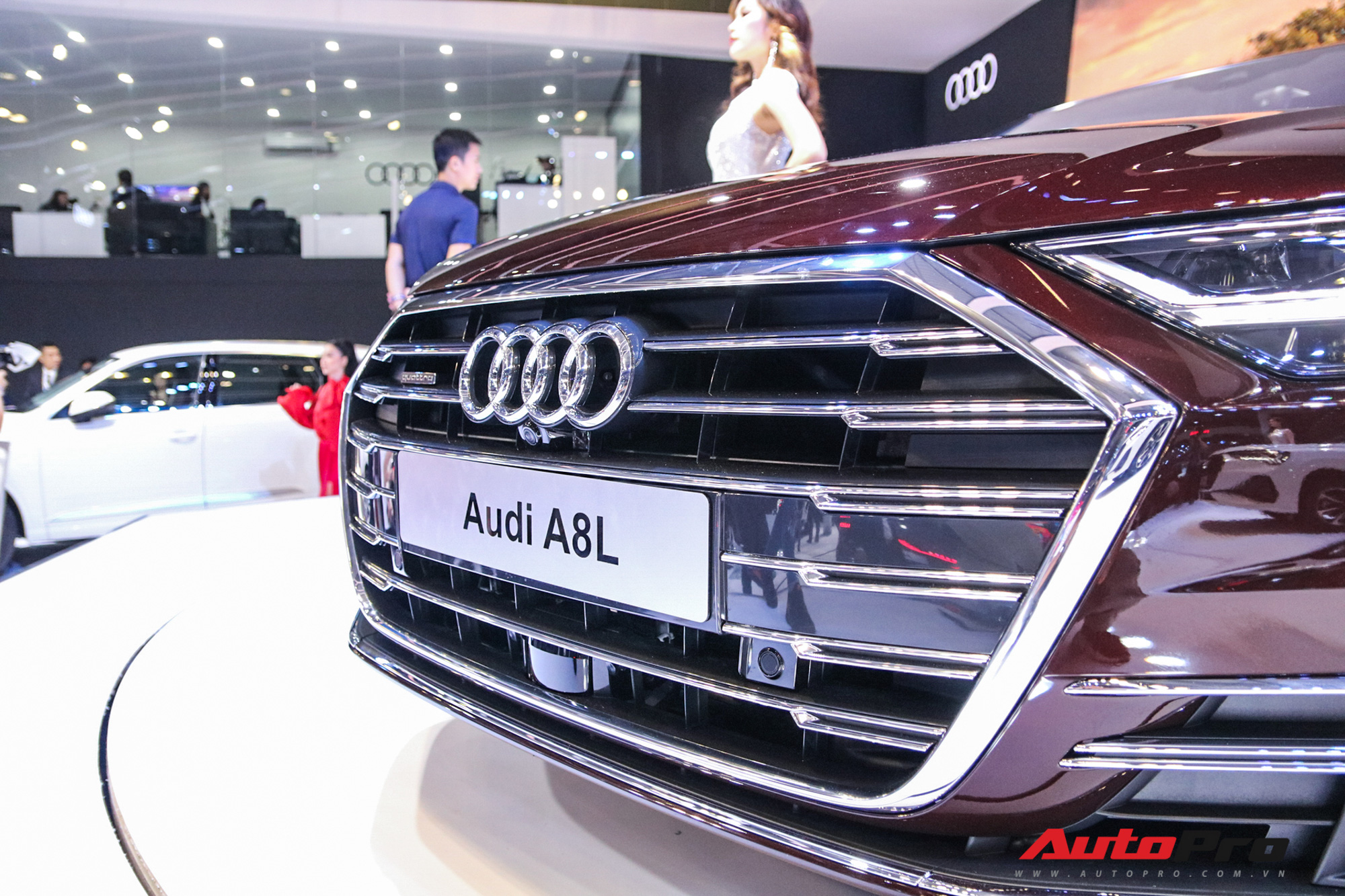 Chi tiết Audi A8L mới về Việt Nam - Quyết đấu BMW 7-Series và Mercedes-Benz S-Class - Ảnh 2. Chi tiết Audi A8L mới về Việt Nam - Quyết đấu BMW 7-Series và Mercedes-Benz S-Class - Ảnh 2.