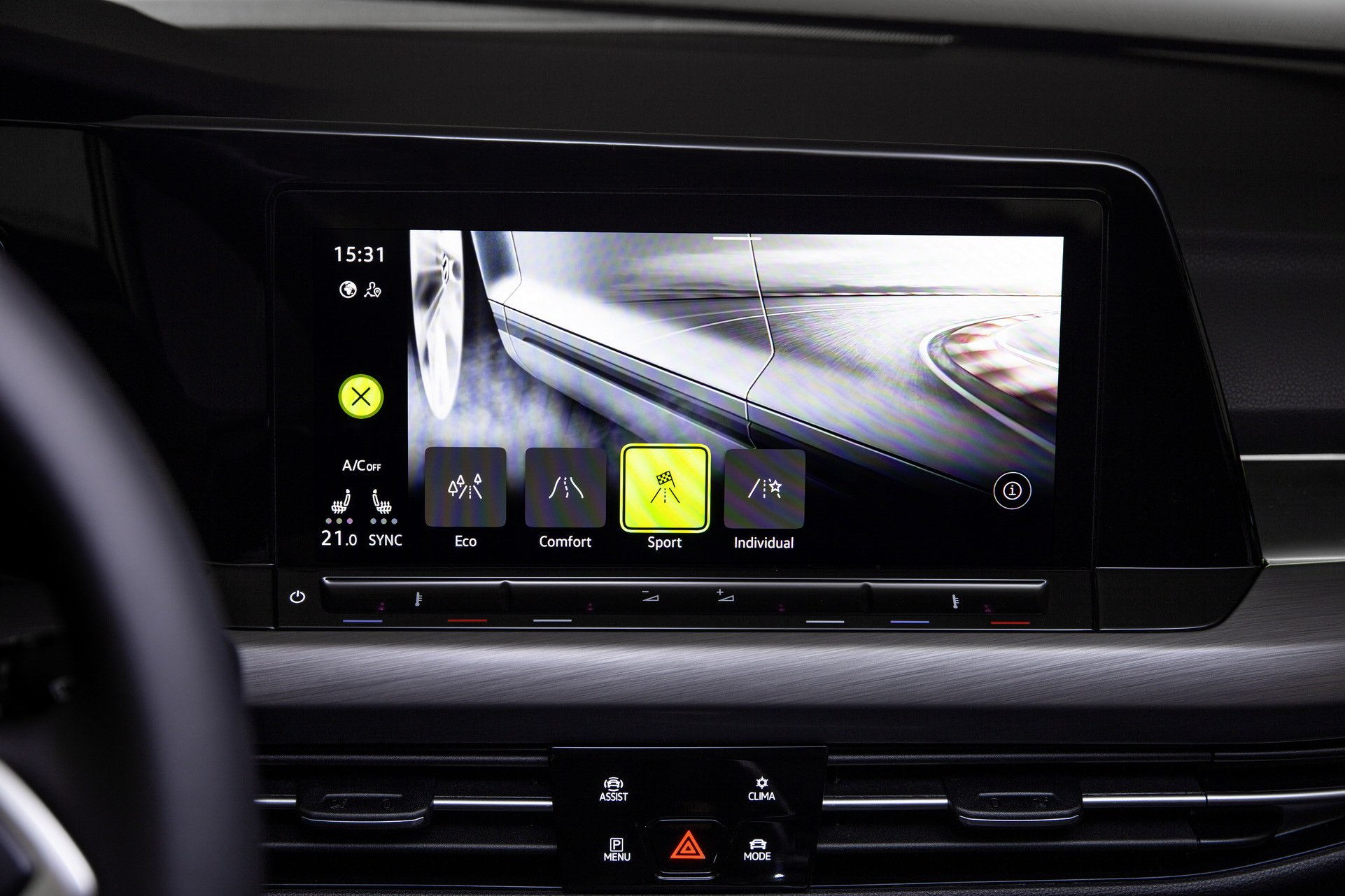 Ra mắt Volkswagen Golf 2020: Xe đáng mong chờ được bán tại Việt Nam - Ảnh 7. Ra mắt Volkswagen Golf 2020: Xe đáng mong chờ được bán tại Việt Nam - Ảnh 7.