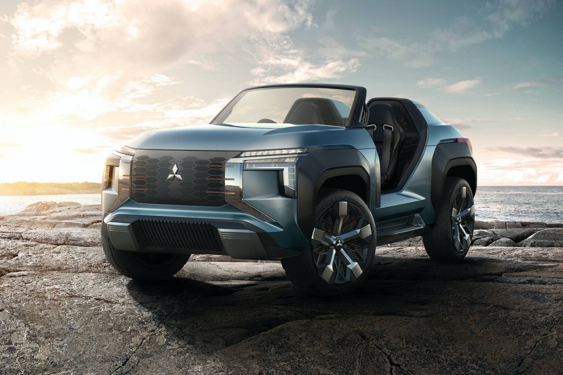Bóc tách Mitsubishi MI-Tech Concept: Xé lẻ để cho vào các xe tương lai - Ảnh 1. Bóc tách Mitsubishi MI-Tech Concept: Xé lẻ để cho vào các xe tương lai - Ảnh 1.