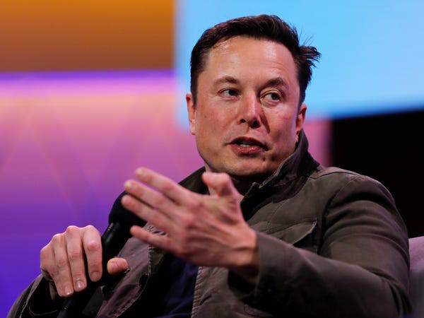 Cuu nhan vien Tesla tiet lo doi suong kho ra sao khi lam viec duoi truong Elon Musk