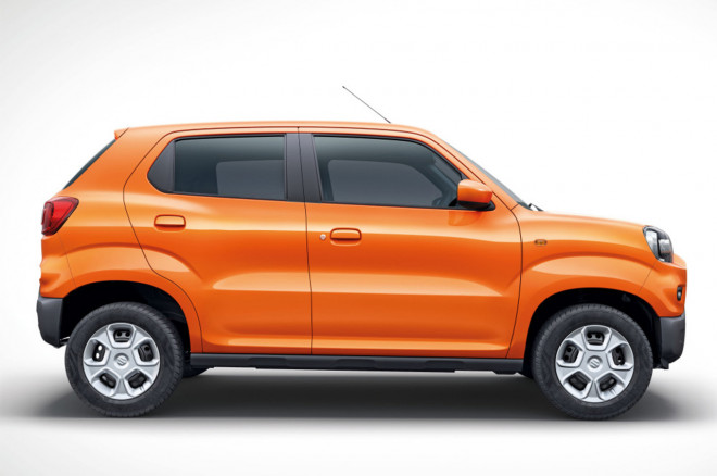 Suzuki tung SUV đô thị mini gầm cao sau cơn sốt Jimny - Ảnh 2.