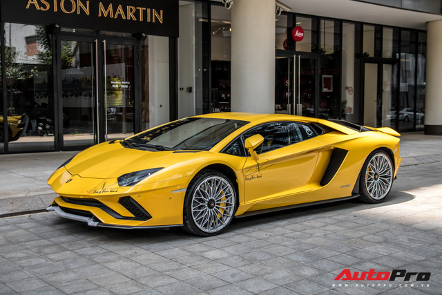 Lamborghini Aventador S 45 tỷ của đại gia Hoàng Kim Khánh bất ngờ xuất hiện tại Sài Gòn - Ảnh 6.