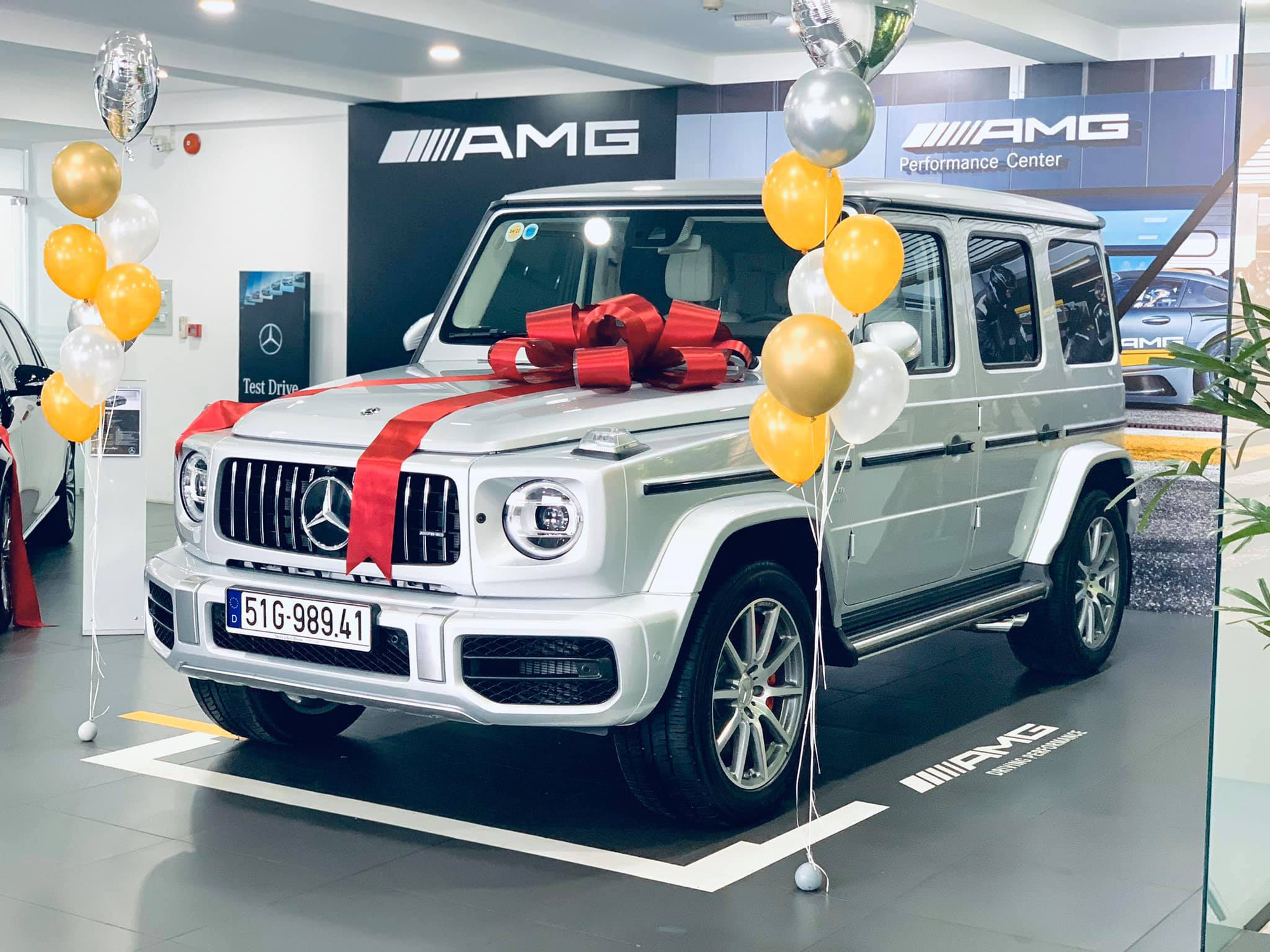 Mercedes-AMG G63 2019 chính hãng giá hơn 10 tỷ đồng bắt đầu đến tay khách  Việt