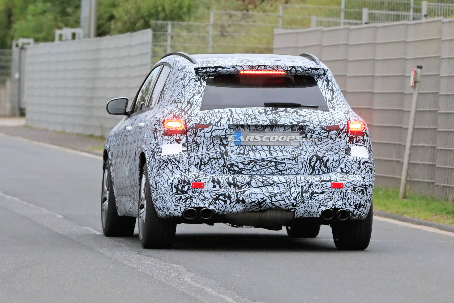 Mercedes-Benz GLA 2020 ra mắt trong vài tuần tới, cạnh tranh BMW X1 - Ảnh 4. Mercedes-Benz GLA 2020 ra mắt trong vài tuần tới, cạnh tranh BMW X1 - Ảnh 4.