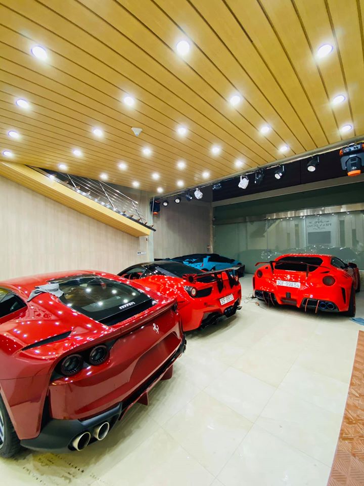 Tiết lộ màu sơn đặc biệt của chiếc Ferrari 812 Superfast đầu tiên Việt Nam - Ảnh 1.