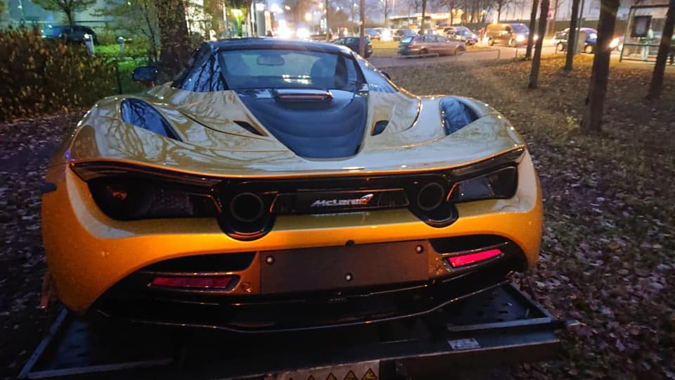 Lộ diện chủ nhân chiếc McLaren 720S Spider thứ 4 sẽ về Việt Nam - Ảnh 5. Lộ diện chủ nhân chiếc McLaren 720S Spider thứ 4 sẽ về Việt Nam - Ảnh 5.