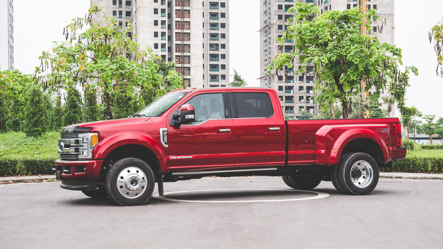 Những mẫu xe bán tải giá ngang sedan hạng sang chỉ dành cho nhà giàu Việt Nam - Ảnh 2. Những mẫu xe bán tải giá ngang sedan hạng sang chỉ dành cho nhà giàu Việt Nam - Ảnh 2.