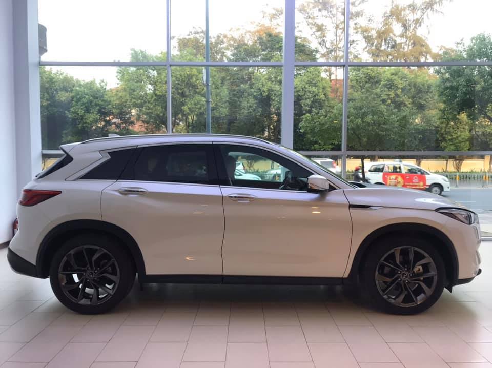 Đấu Mercedes-Benz GLC, Infiniti QX50 về đại lý, nhận cọc với giá lăn bánh dự kiến 2,8 tỷ đồng - Ảnh 6. Đấu Mercedes-Benz GLC, Infiniti QX50 về đại lý, nhận cọc với giá lăn bánh dự kiến 2,8 tỷ đồng - Ảnh 6.