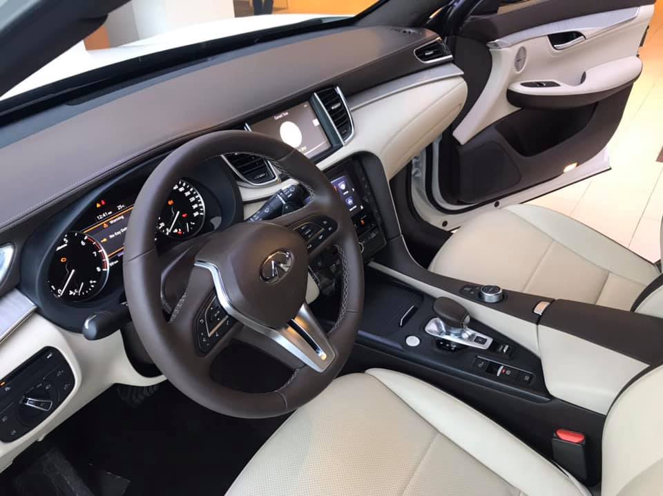 Đấu Mercedes-Benz GLC, Infiniti QX50 về đại lý, nhận cọc với giá lăn bánh dự kiến 2,8 tỷ đồng - Ảnh 3. Đấu Mercedes-Benz GLC, Infiniti QX50 về đại lý, nhận cọc với giá lăn bánh dự kiến 2,8 tỷ đồng - Ảnh 3.