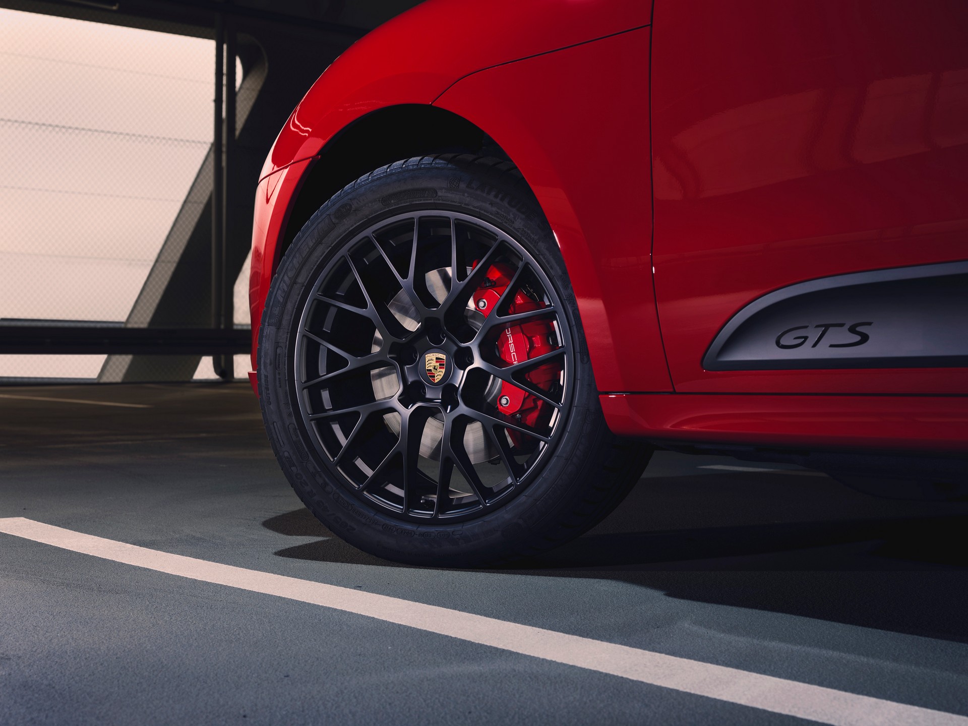 Ra mắt Porsche Macan GTS mới: Baby Turbo trở lại, lợi hại hơn - Ảnh 3. Ra mắt Porsche Macan GTS mới: Baby Turbo trở lại, lợi hại hơn - Ảnh 3.