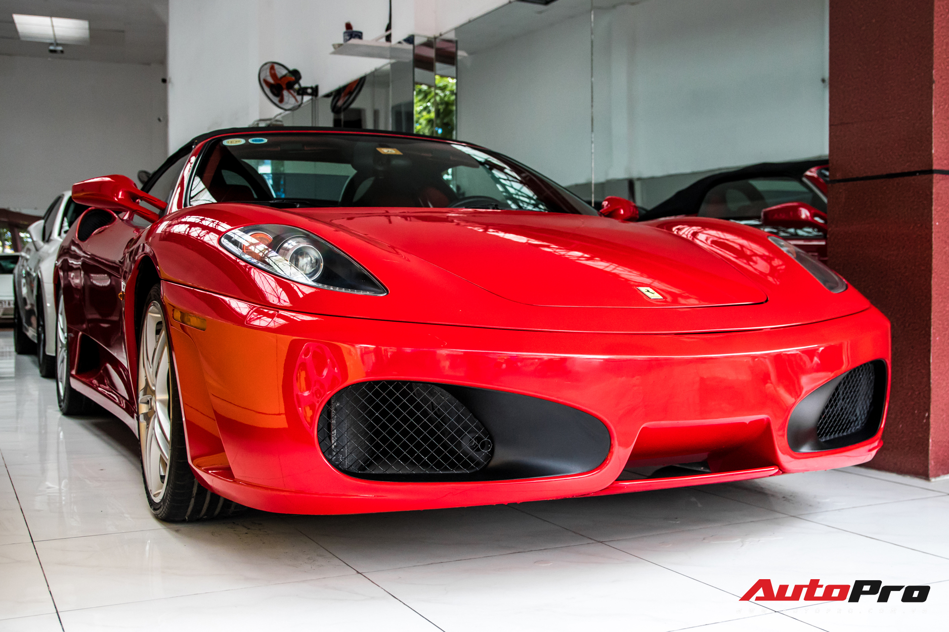Tập đoàn Novaland mạnh tay tậu Ferrari F430 Spider hàng hiếm vào bộ sưu tập siêu xe tiền tỷ - Ảnh 2.