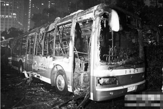  Chuyện về chuyến xe buýt 375 đi đến cõi âm ở Bắc Kinh: Sau hơn 20 năm không ai trả lời được hôm đó đã xảy ra chuyện gì - Ảnh 2.