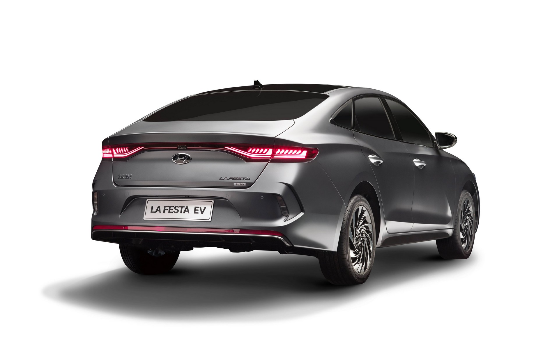Hyundai âm thầm ra mắt xe điện mới tại Trung Quốc - Ảnh 3.