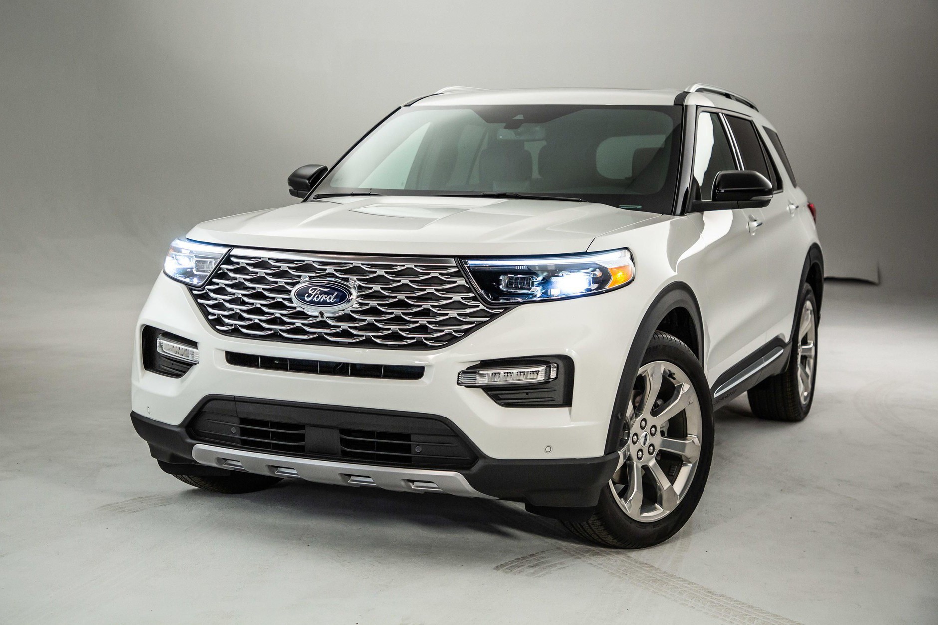 Ford Explorer 2023 thông số giá lăn bánh khuyến mãi Mua xe trả góp #37 Ford Explorer 2023 thông số giá lăn bánh khuyến mãi Mua xe trả góp