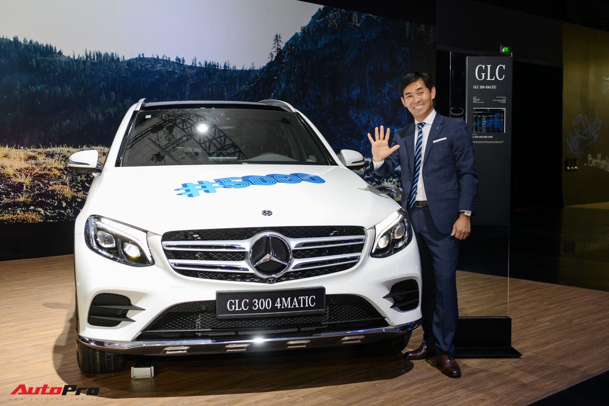 Thực hư chuyện nhiều xe Mercedes-Benz ở Việt Nam rẻ hơn Thái Lan cả tỷ đồng
