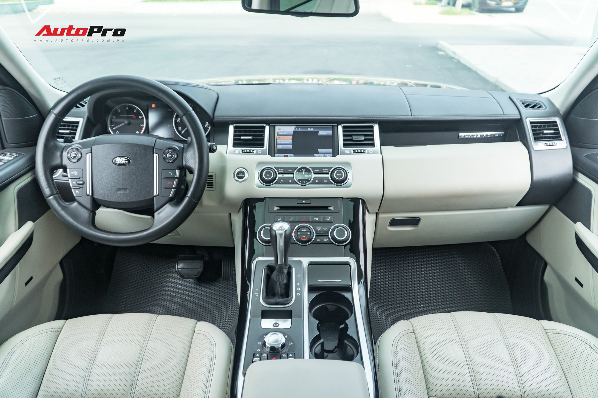 Range Rover Sport 2010 rao bán chỉ hơn 1 tỷ đồng, rẻ như Mazda CX-5