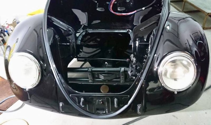 Volkswagen Beetle lâu đời nhất thế giới bị thiêu rụi hoàn toàn nhưng được phục chế đẹp như mới - Ảnh 14. Volkswagen Beetle lâu đời nhất thế giới bị thiêu rụi hoàn toàn nhưng được phục chế đẹp như mới - Ảnh 14.