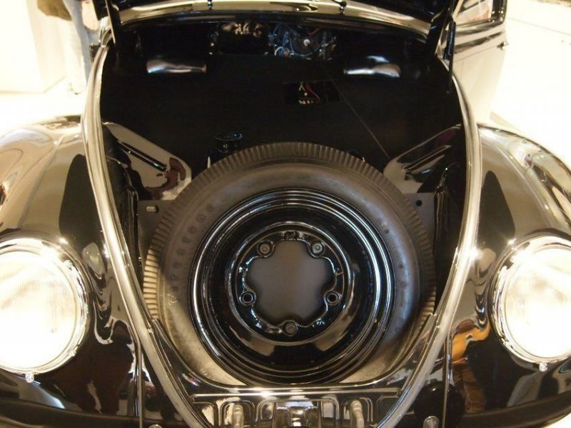 Volkswagen Beetle lâu đời nhất thế giới bị thiêu rụi hoàn toàn nhưng được phục chế đẹp như mới - Ảnh 7. Volkswagen Beetle lâu đời nhất thế giới bị thiêu rụi hoàn toàn nhưng được phục chế đẹp như mới - Ảnh 7.