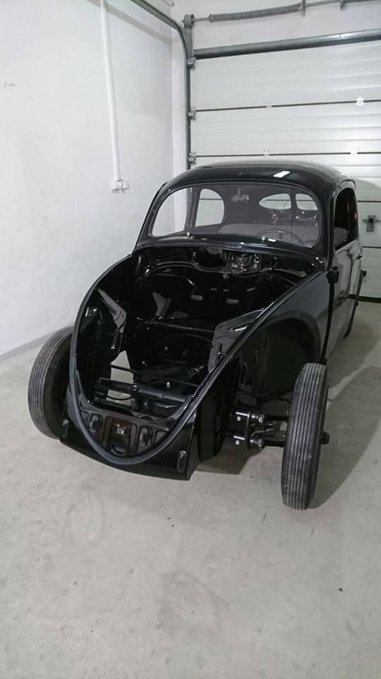 Volkswagen Beetle lâu đời nhất thế giới bị thiêu rụi hoàn toàn nhưng được phục chế đẹp như mới - Ảnh 10. Volkswagen Beetle lâu đời nhất thế giới bị thiêu rụi hoàn toàn nhưng được phục chế đẹp như mới - Ảnh 10.