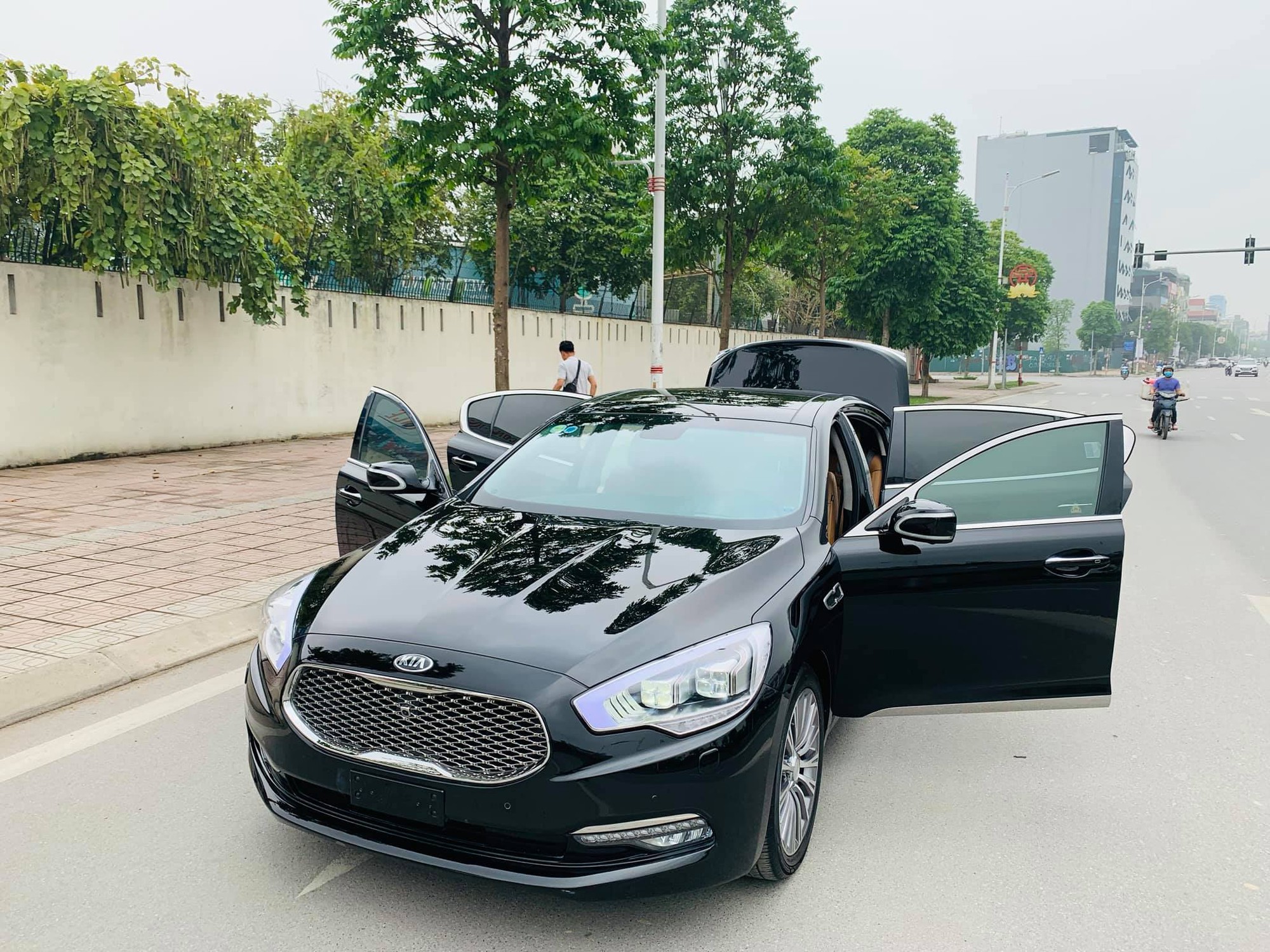 Kia quoris 2017
