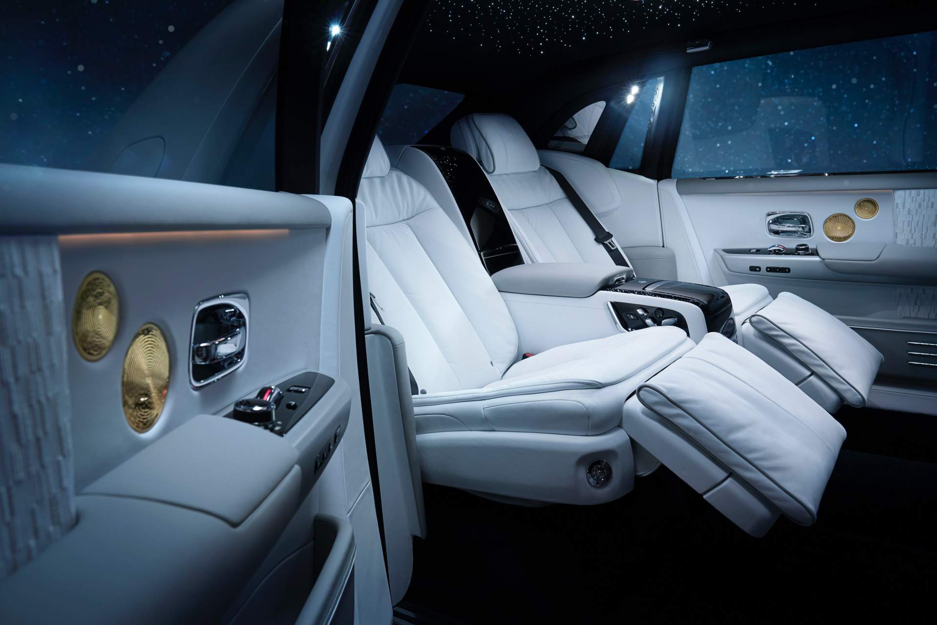 White Rolls Royce Ghost  Lifestyle Chauffeur  LifestyleChauffer