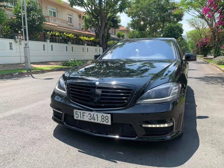 11 năm tuổi, giá bán Mercedes-Benz S63 AMG chênh gần 11 tỷ đồng - Ảnh 6. 11 năm tuổi, giá bán Mercedes-Benz S63 AMG chênh gần 11 tỷ đồng - Ảnh 6.