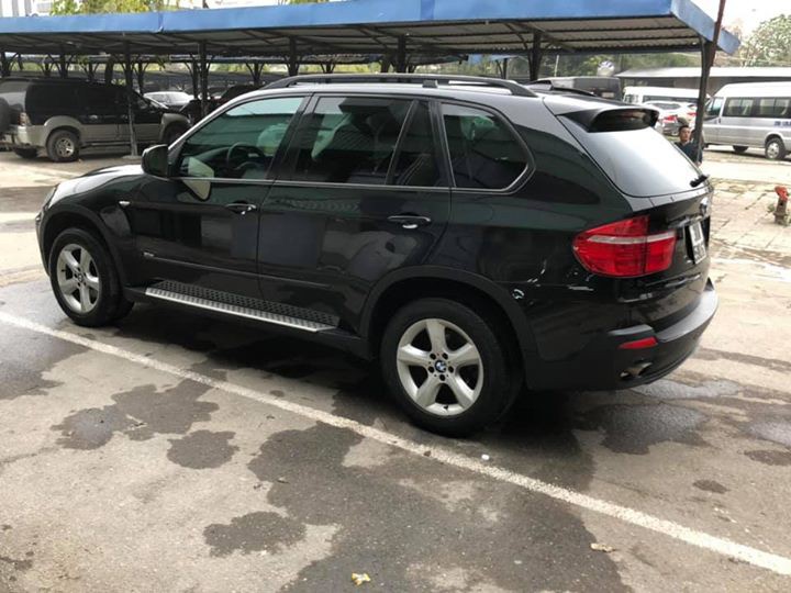 Qua thời đỉnh cao BMW X5 2007 có giá chỉ hơn 500 triệu đồng