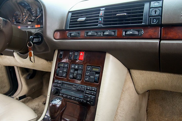 Have more than 200 million and want to buy Mercedes-Benz S-Class, could this be the car for you? - Photo 5. Have more than 200 million and want to buy Mercedes-Benz S-Class, could this be the car for you? - Photo 5.