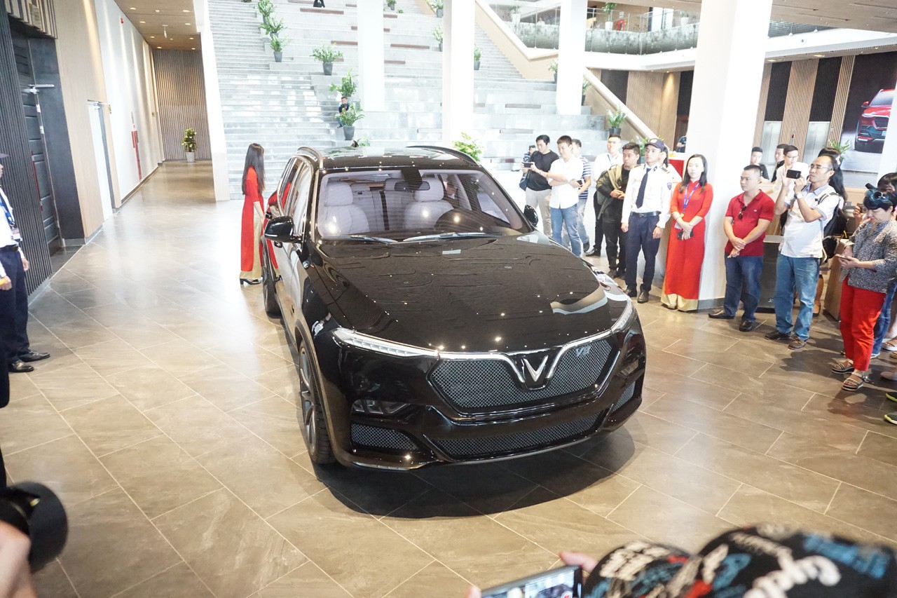 Lộ diện dàn xe được mong đợi năm 2020, VinFast chiếm sóng với dàn xe bí ẩn siêu hot - Ảnh 6. Lộ diện dàn xe được mong đợi năm 2020, VinFast chiếm sóng với dàn xe bí ẩn siêu hot - Ảnh 6.