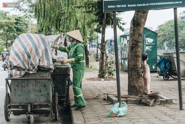 Nhiều tuyến phố ở Hà Nội xuất hiện những ngôi nhà di động cho xe rác - Ảnh 9.
