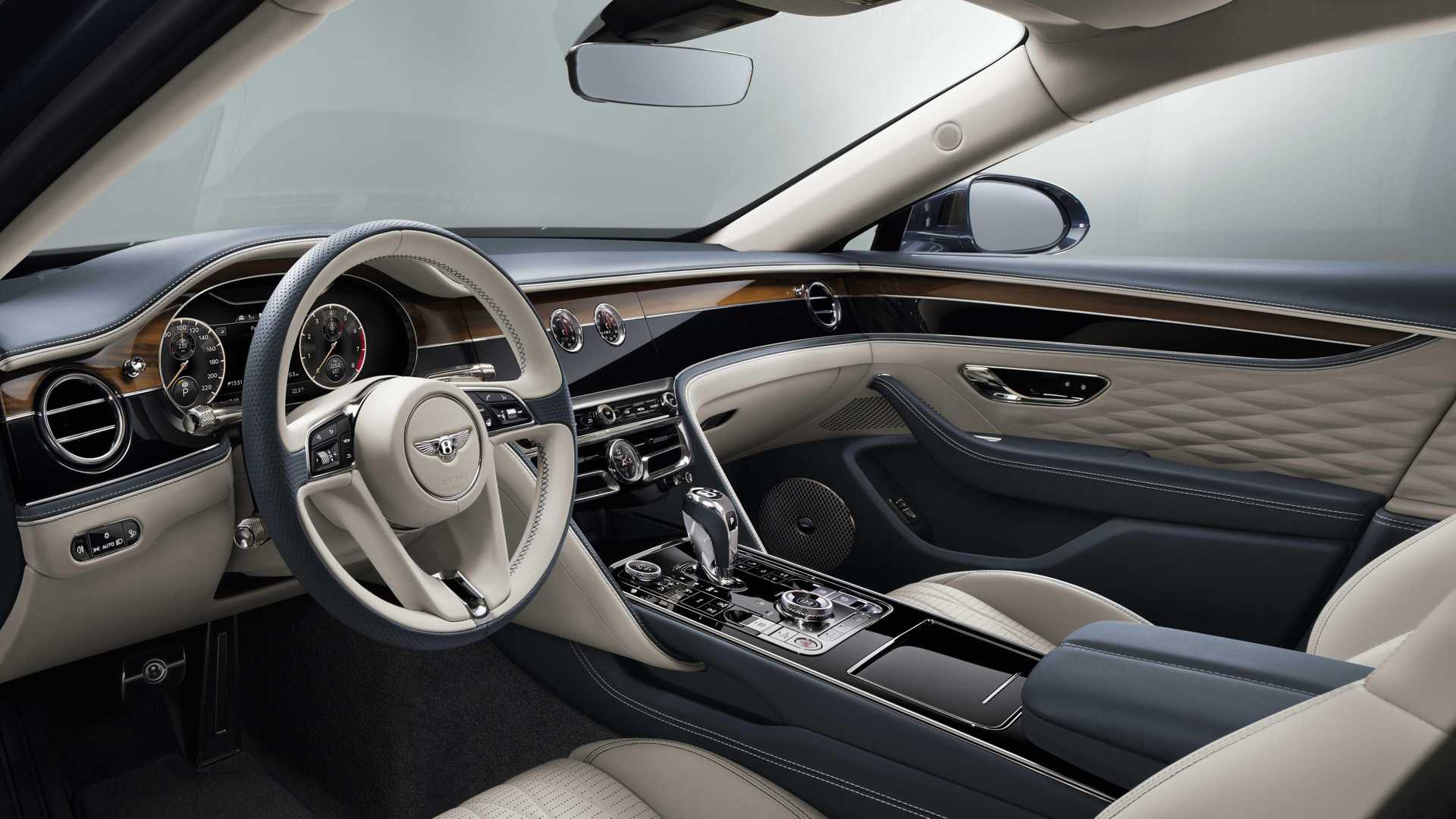 Bentley Bentayga facelift sắp ra mắt: Nâng cấp nhỏ giọt, dễ nhường hào quang cho đối thủ? - Ảnh 3. Bentley Bentayga facelift sắp ra mắt: Nâng cấp nhỏ giọt, dễ nhường hào quang cho đối thủ? - Ảnh 3.