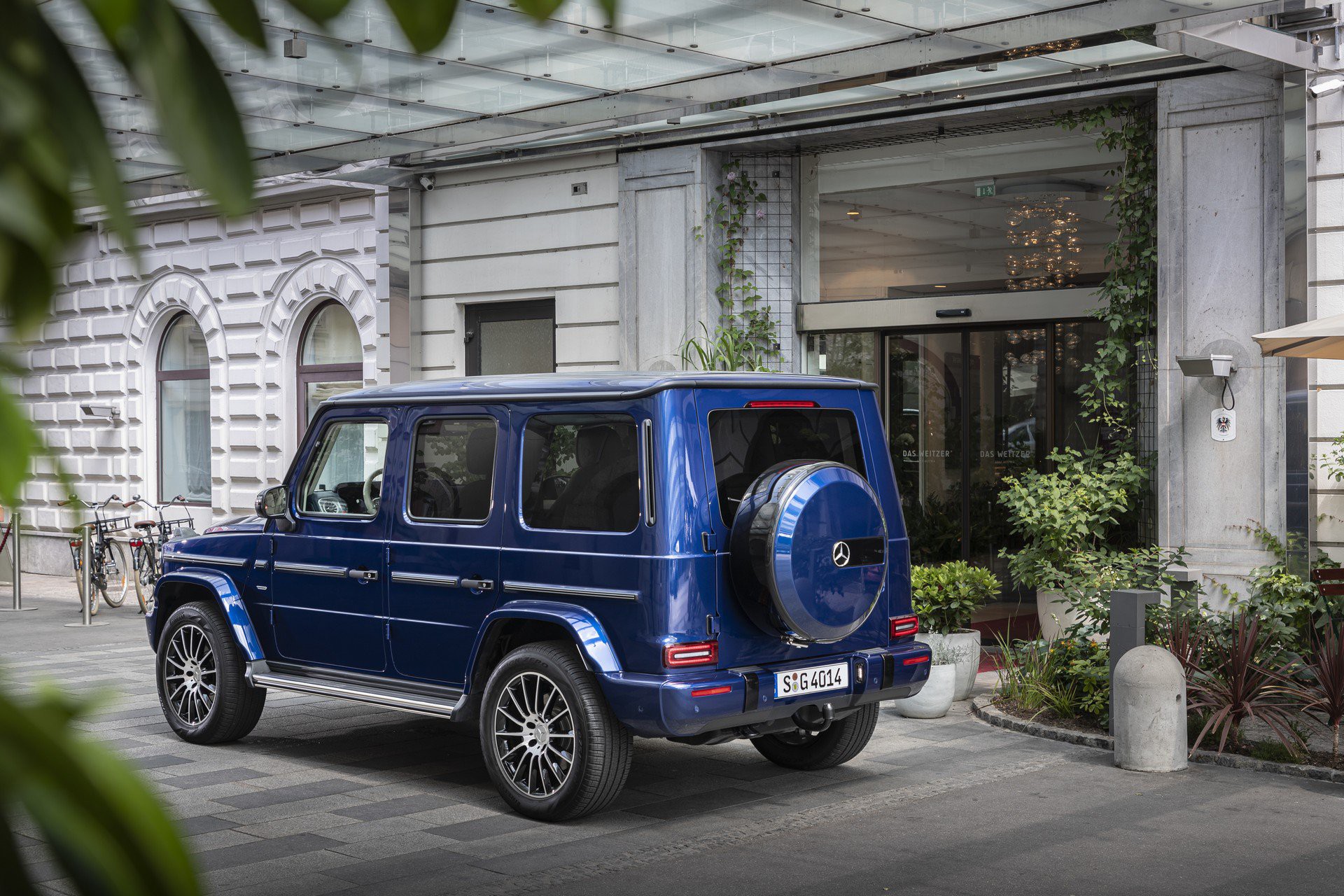 Stronger Than Time, mẫu xe kỷ niệm sinh nhật tuổi 40 của Mercedes-Benz G-Class - Ảnh 2.