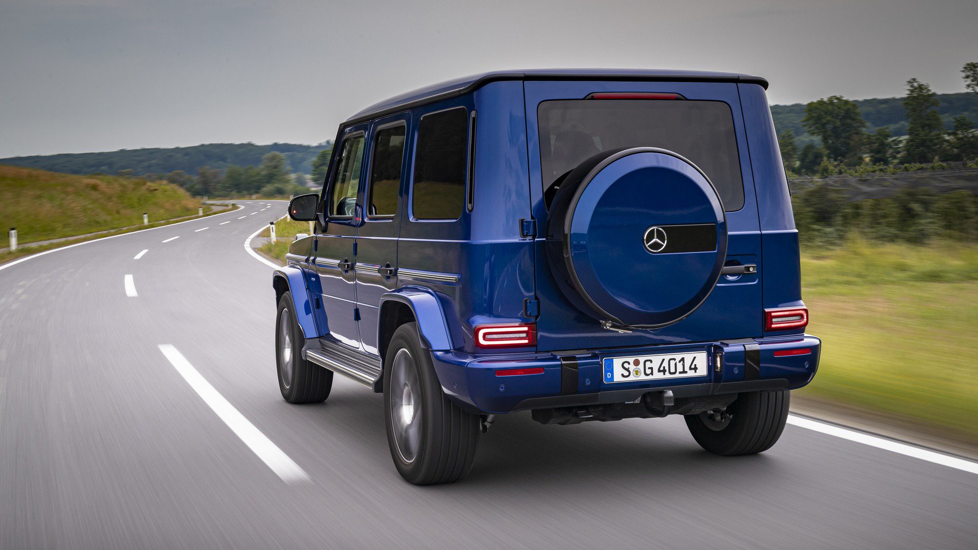 Stronger Than Time, mẫu xe kỷ niệm sinh nhật tuổi 40 của Mercedes-Benz G-Class - Ảnh 7.