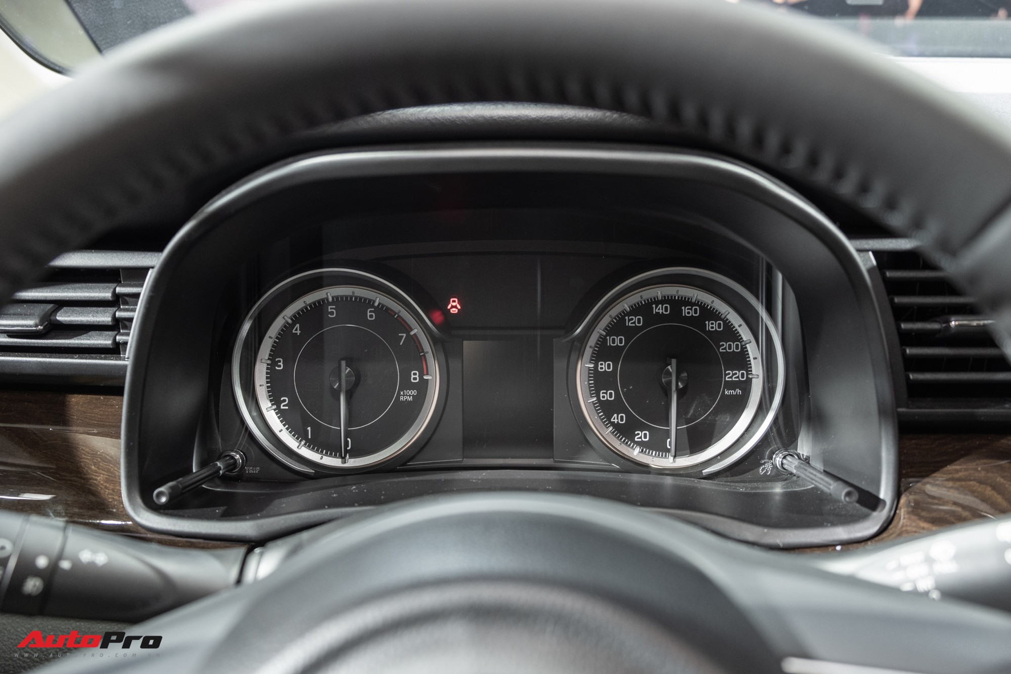 Khám phá chi tiết Suzuki Ertiga 2019 - Xe 7 chỗ rẻ nhất Việt Nam vừa ra mắt - Ảnh 10. Khám phá chi tiết Suzuki Ertiga 2019 - Xe 7 chỗ rẻ nhất Việt Nam vừa ra mắt - Ảnh 10.