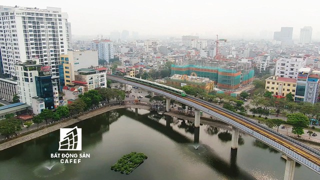 Sau 11 năm xây dựng, hình hài toàn tuyến metro đầu tiên của Việt Nam tại Hà Nội hiện nay như thế nào? - Ảnh 2.