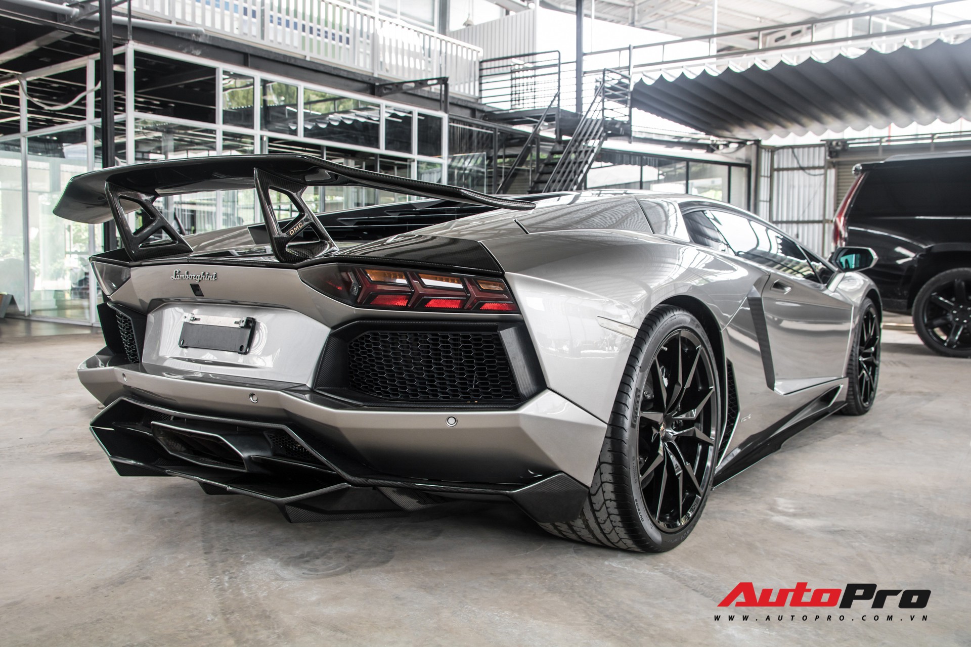 Đánh giá nhanh Lamborghini Aventador độ DMC - 'xế cưng' một thời của doanh  nhân Đặng Lê Nguyên Vũ