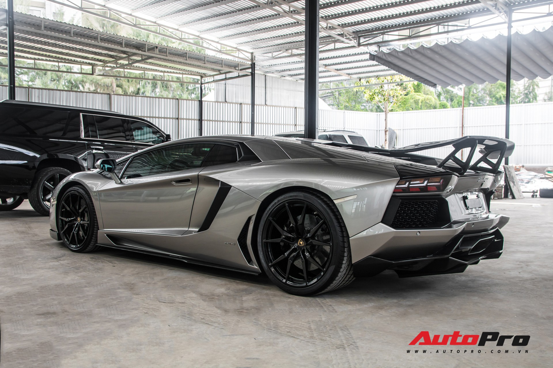 Đánh giá nhanh Lamborghini Aventador độ DMC - 'xế cưng' một thời của doanh  nhân Đặng Lê Nguyên Vũ