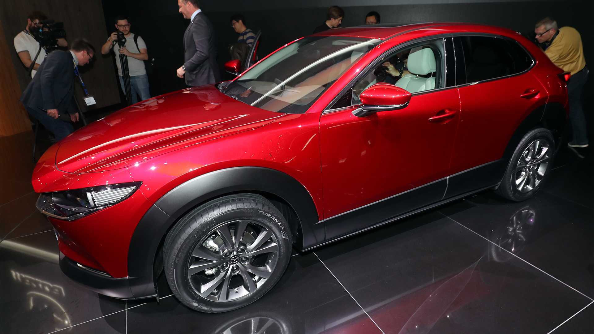 Mazda chơi lớn: Đăng ký hết tên xe từ CX-10 tới tận CX-90