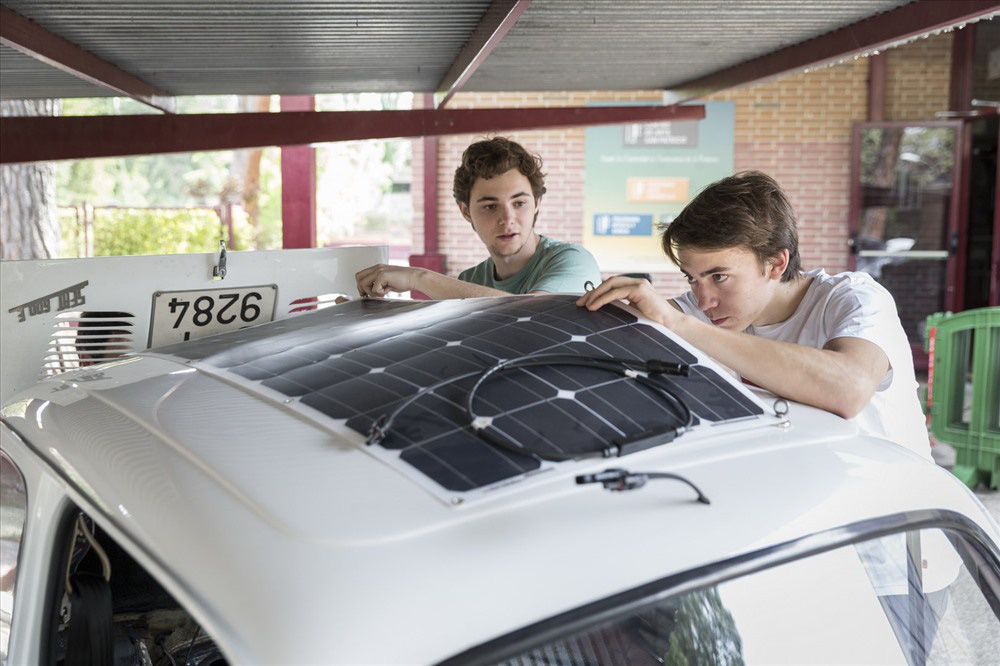 Restoring a discarded car into a unique one? - Photo 6. Restoring a discarded car into a unique one? - Photo 6.