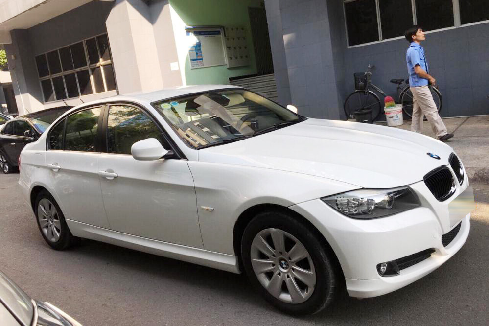 Triệu hồi gần 900 xe BMW 3-Series tại Việt Nam do vấn đề liên quan tới điện - Ảnh 1. Triệu hồi gần 900 xe BMW 3-Series tại Việt Nam do vấn đề liên quan tới điện - Ảnh 1.