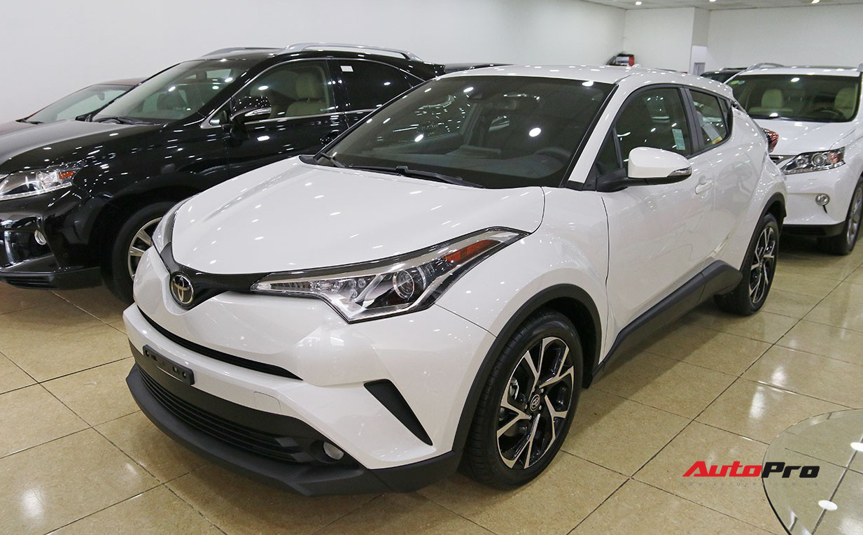 Toyota Việt Nam giảm giá một số mẫu xe nhập khẩu nguyên chiếc