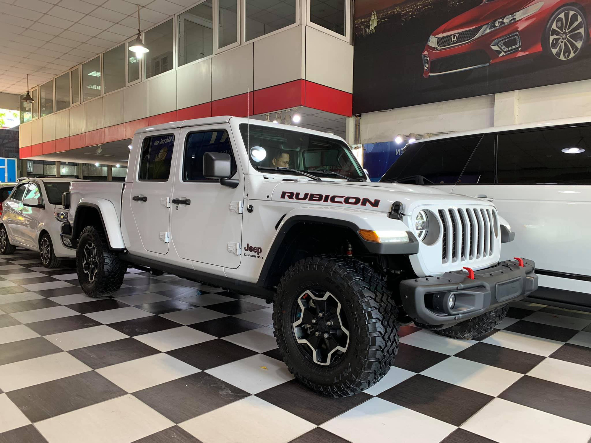 Jeep Wrangler 2020 sẽ có thêm phiên bản Black  Tan Edition