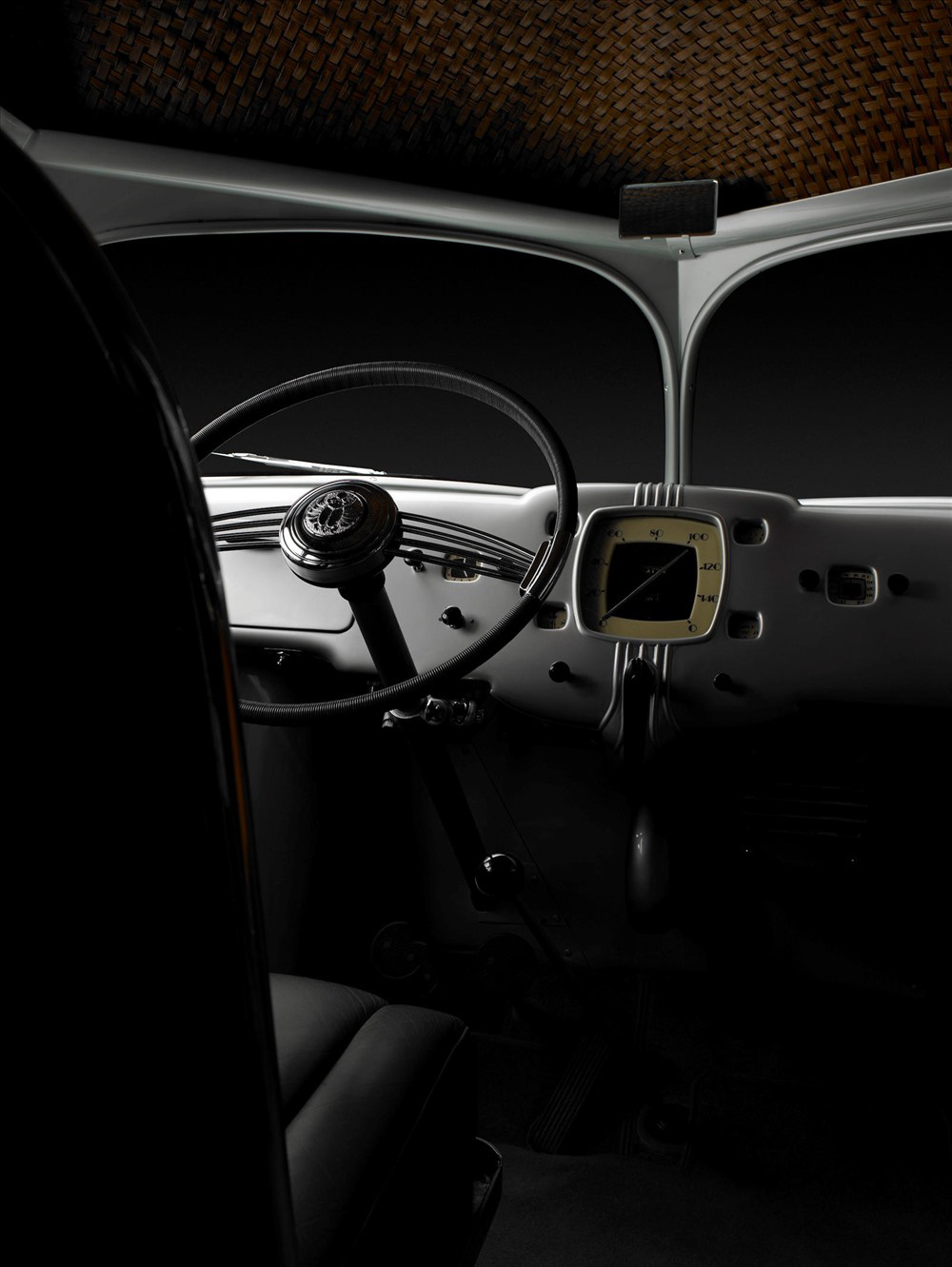 Unique car created in World War II makes a comeback - Photo 3. Unique car created in World War II makes a comeback - Photo 3.