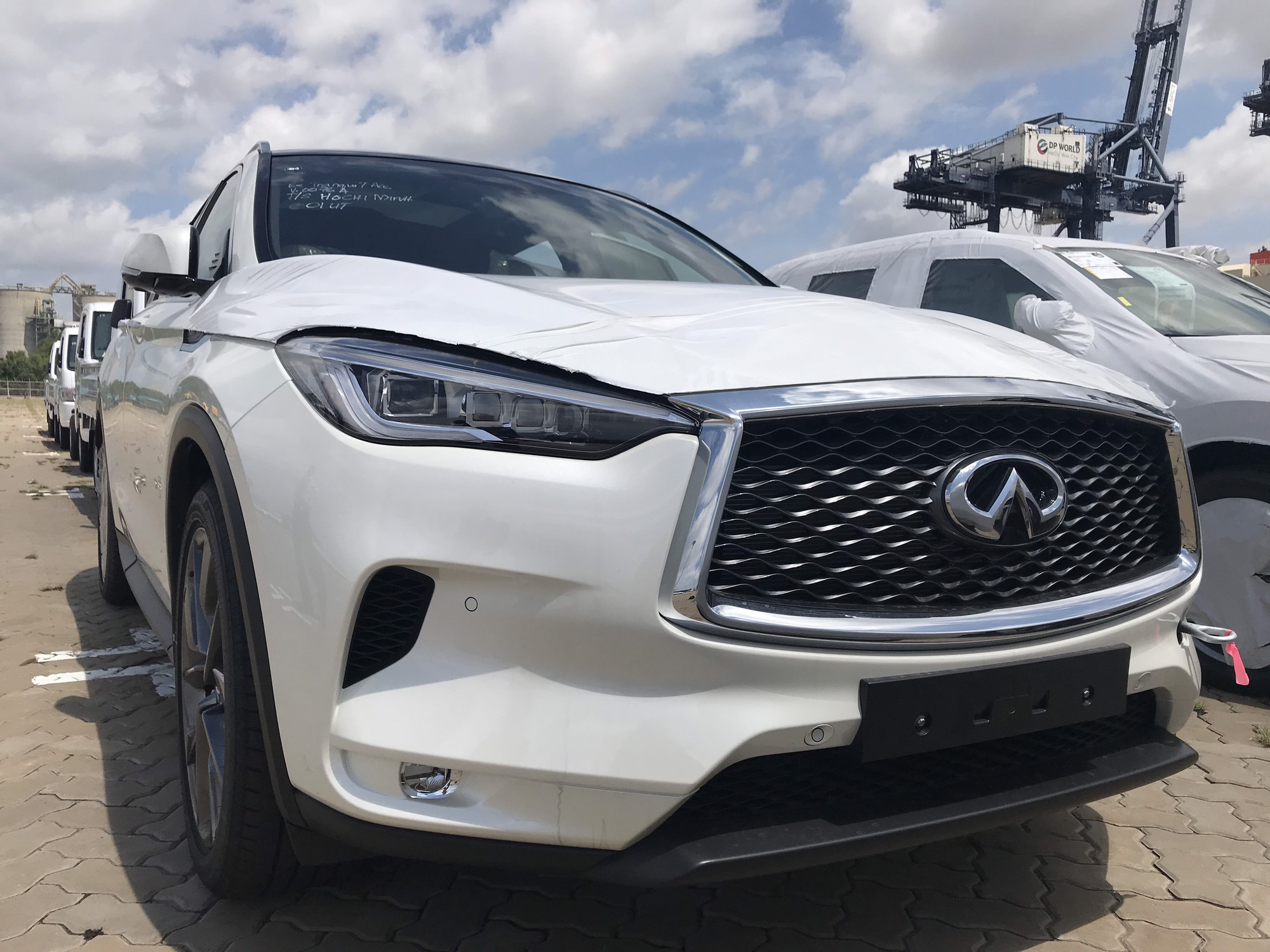 Сравнение infiniti qx50 и bmw x3