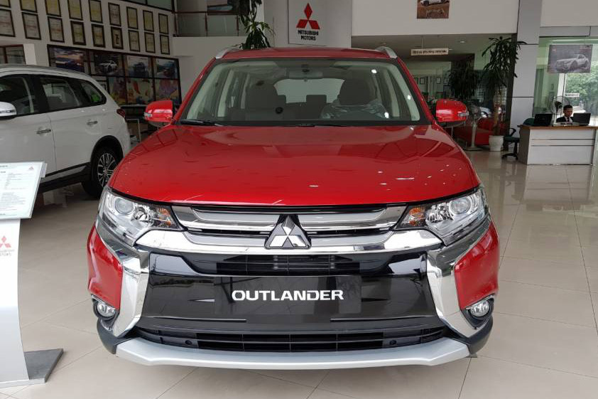 Mitsubishi Việt Nam triệu hồi Outlander và Xpander để kiểm tra và nâng cấp bơm xăng - Ảnh 1.