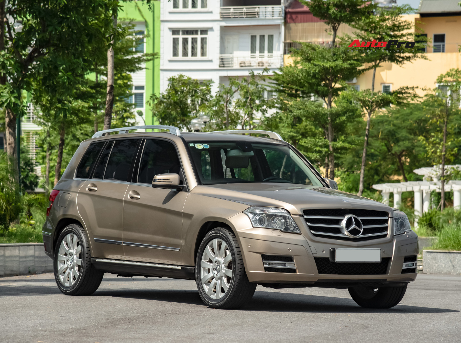 Mercedes-Benz GLK 300 còn lại gì sau 8 năm với giá hơn 600 triệu đồng