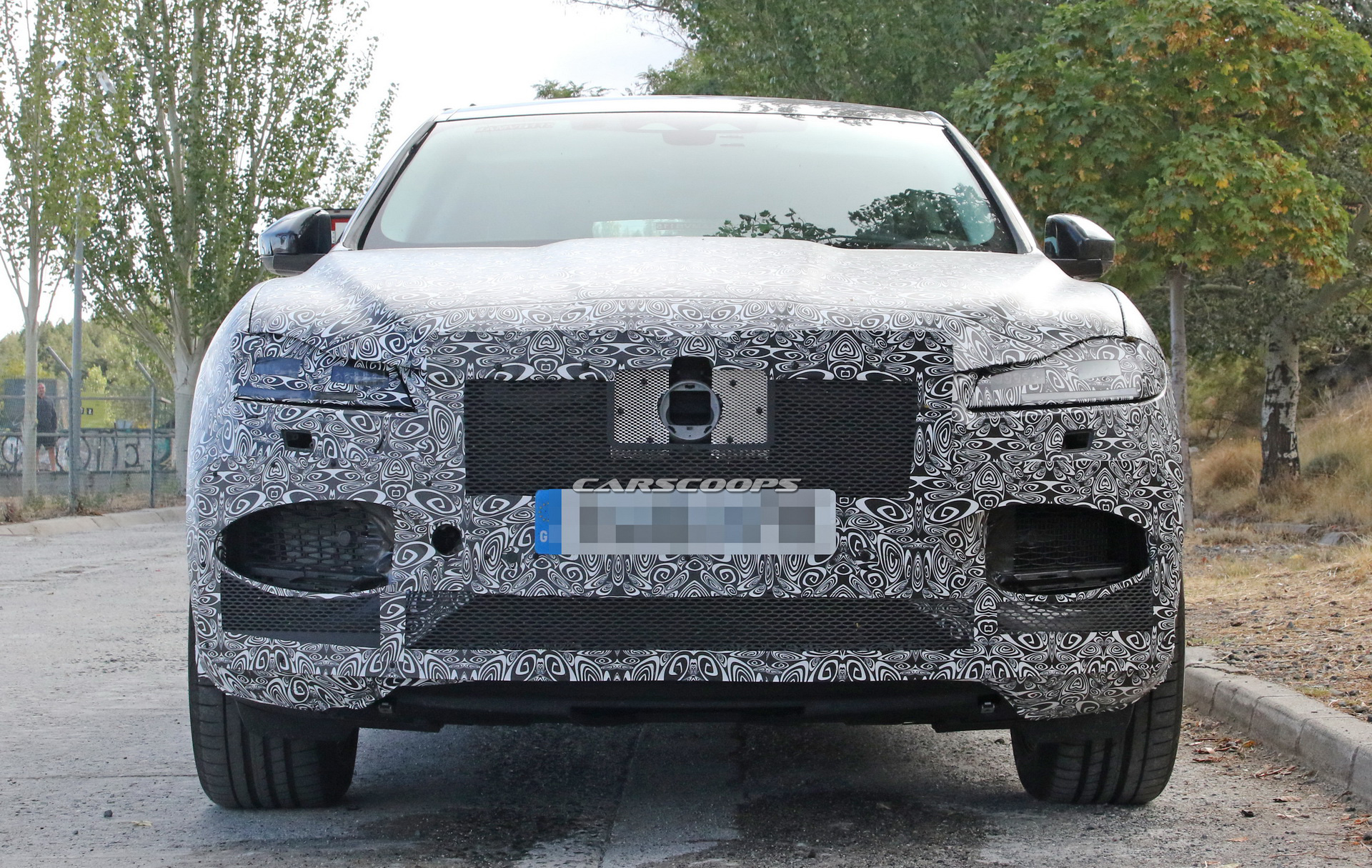 Jaguar chuẩn bị nâng cấp nhẹ F-Pace, tiếp tục cạnh tranh Porsche Macan - Ảnh 2. Jaguar chuẩn bị nâng cấp nhẹ F-Pace, tiếp tục cạnh tranh Porsche Macan - Ảnh 2.