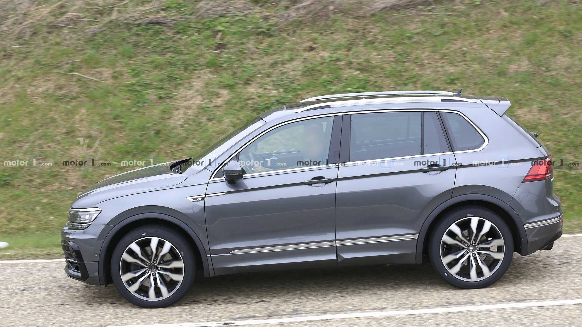 Lộ thời điểm ra mắt Volkswagen Tiguan bản nâng cấp mới - Ảnh 1.